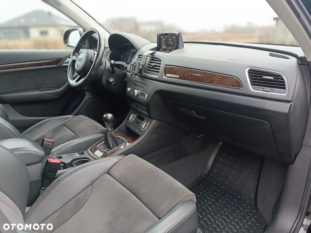 Audi Q3 2.0 TDI Quattro Edycja Specjalna - 17