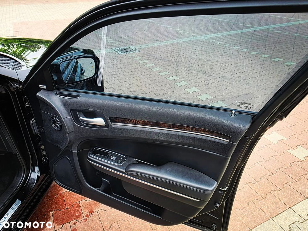 Chrysler 300C 5.7 V8 HEMI Automatik - 20