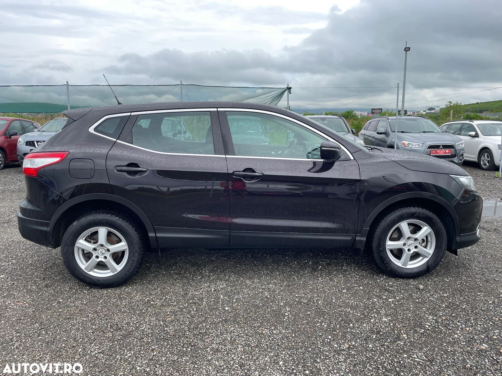 Nissan Qashqai 1.6 DCI 4 x 4 DPF acenta - 9