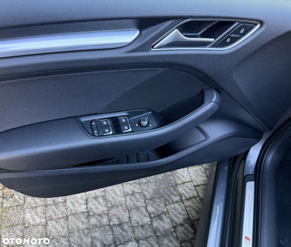 Audi A3 Limousine 35 TFSI Sport S tronic - 11