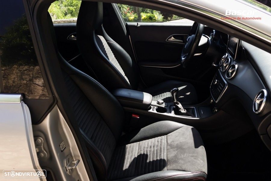 Mercedes-Benz CLA 200 d AMG Line - 20