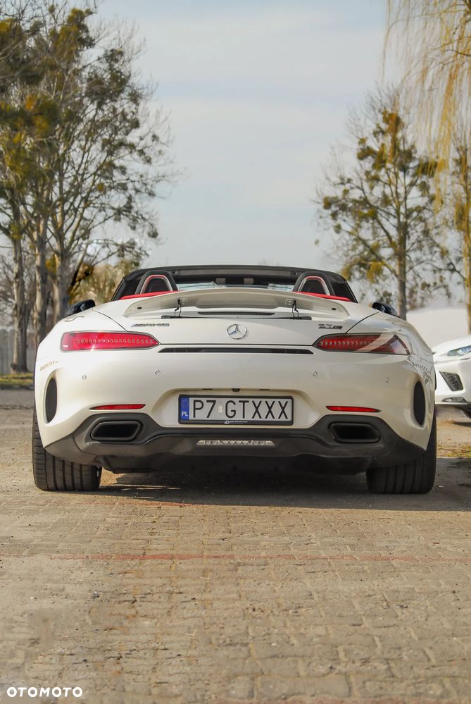 Mercedes-Benz AMG GT - 12