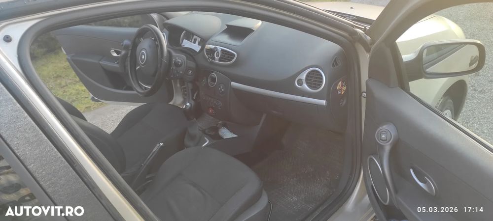 Renault Clio III 1.2 Dynamique - 8