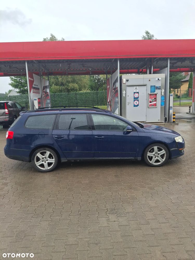 Volkswagen Passat 2.0 TDI Comfortline DSG - 12