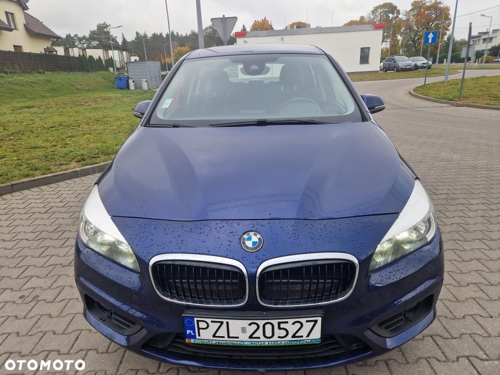 BMW Seria 2 218d - 1
