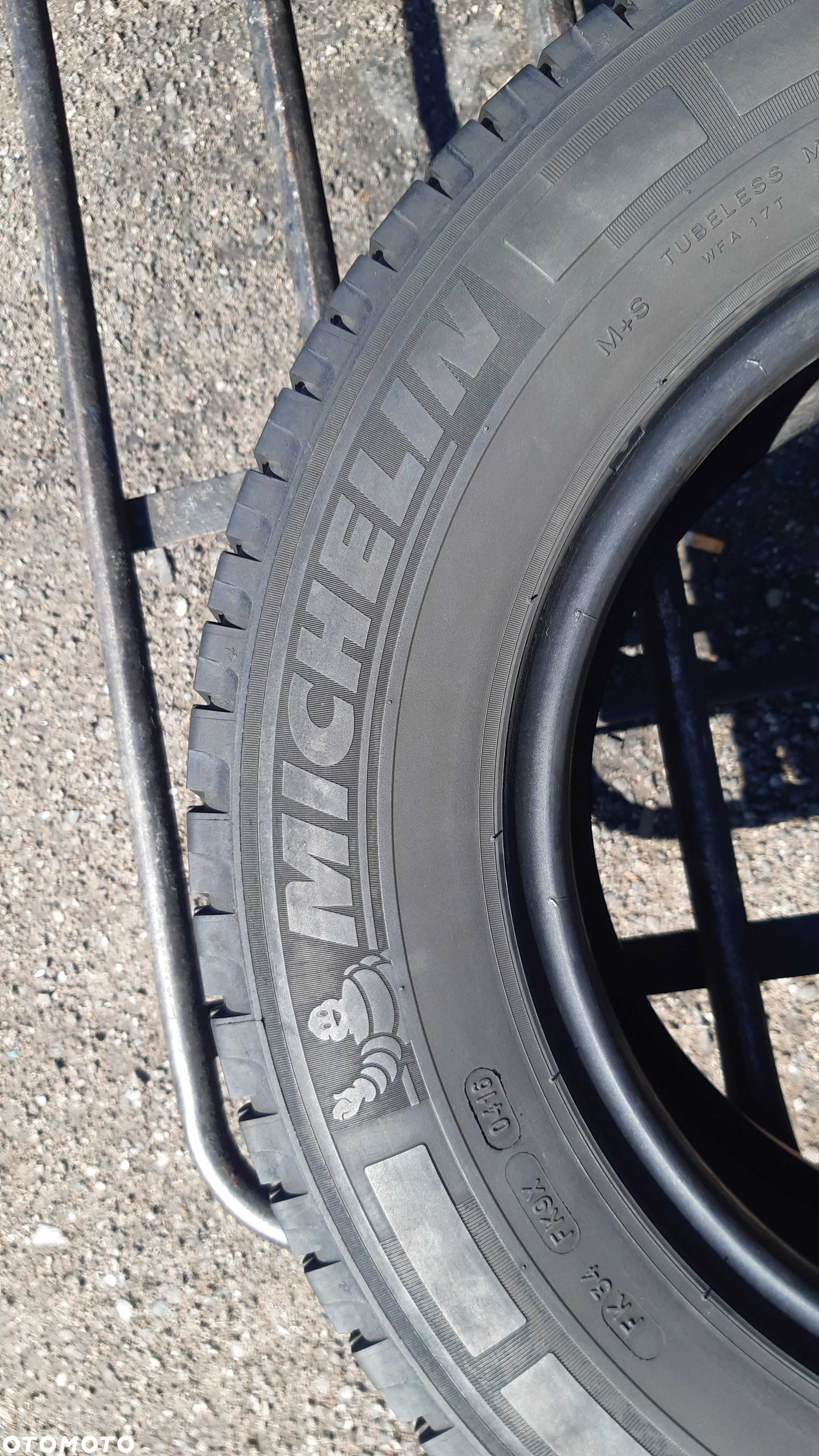 Opony letnie 215.70.15c Bus Michelin TOP-CAR - 4