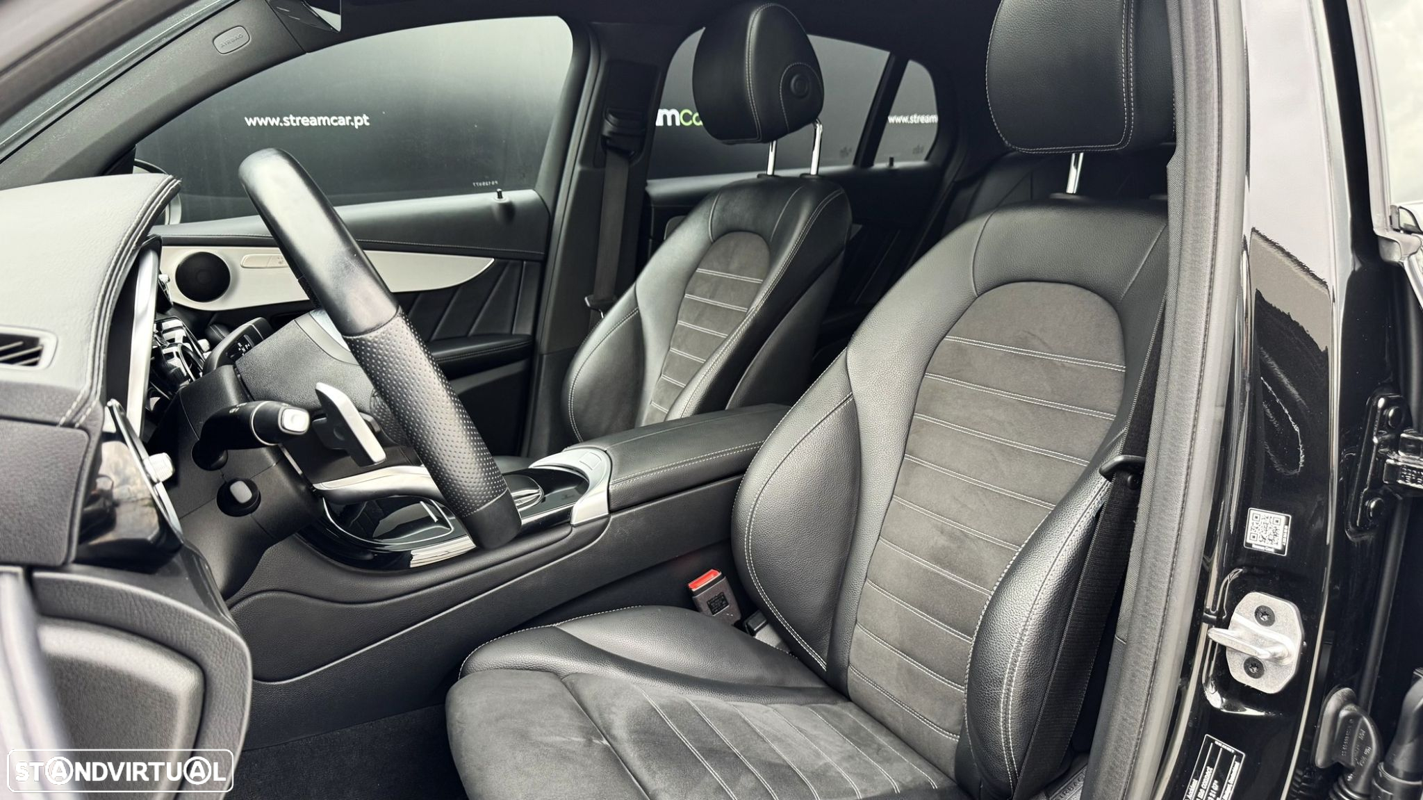 Mercedes-Benz GLC 300 de Coupe 4Matic 9G-TRONIC AMG Line Plus - 12
