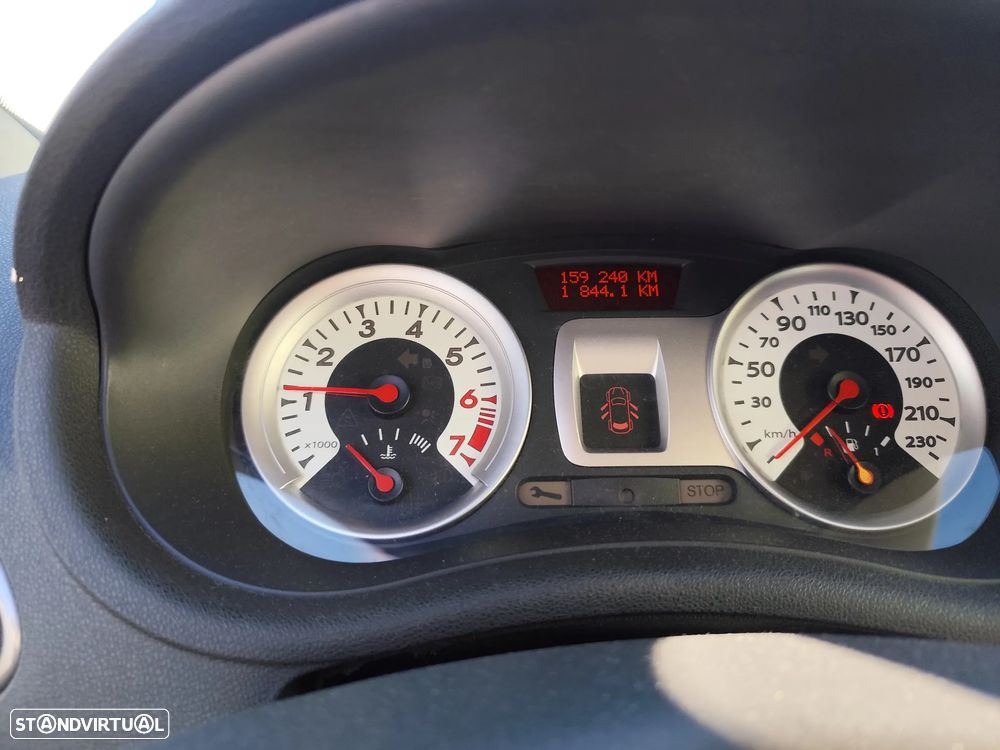 Renault Clio 1.2 TCE Dynamique S - 10