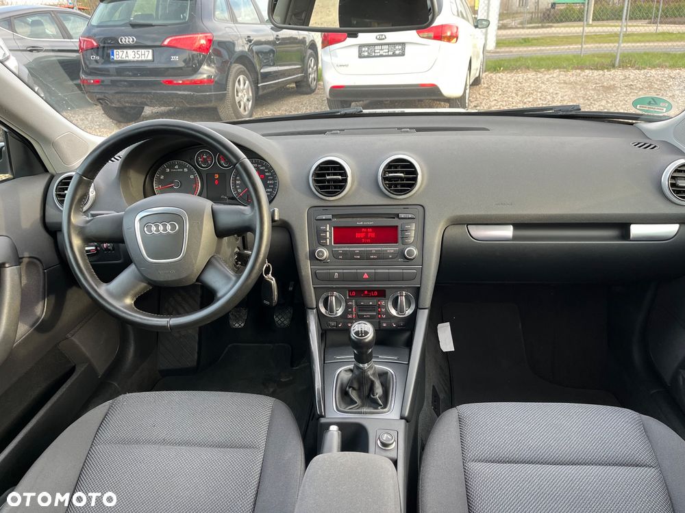 Audi A3 Sportback 1.6 Attraction - 8