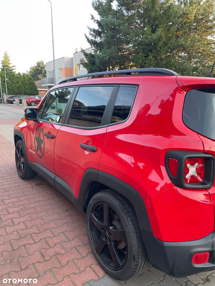 Jeep Renegade 1.6 E-TorQ Sport FWD - 4