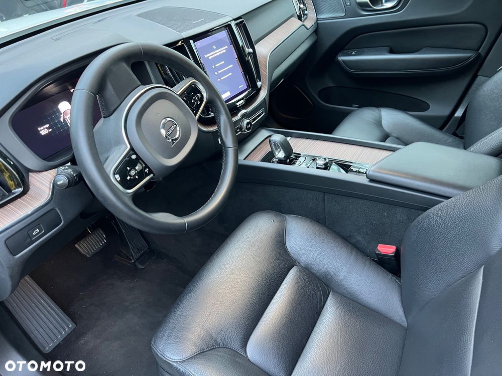 Volvo XC 60 B5 B Geartronic Momentum Pro - 11
