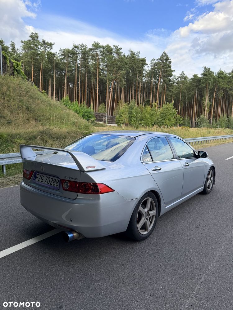 Honda Accord - 4