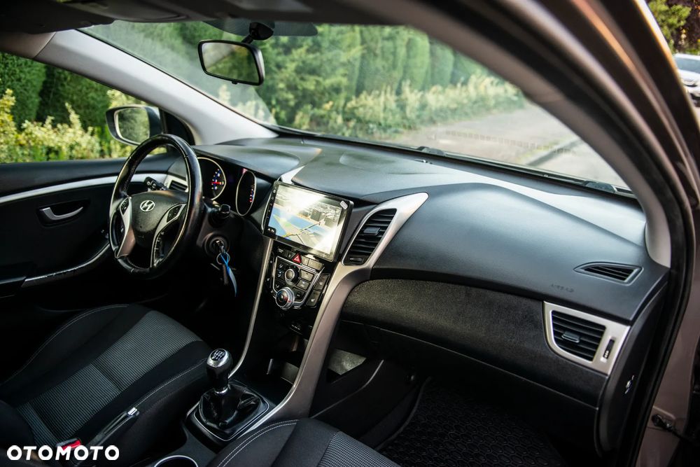 Hyundai i30 1.4 Comfort - 37