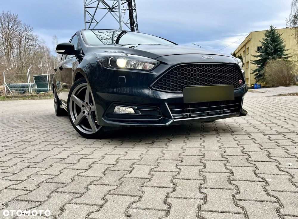 Ford Focus 2.0 TDCi ST-2 PowerShift - 32