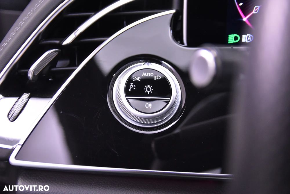Mercedes-Benz E 300 4MATIC Aut. - 15