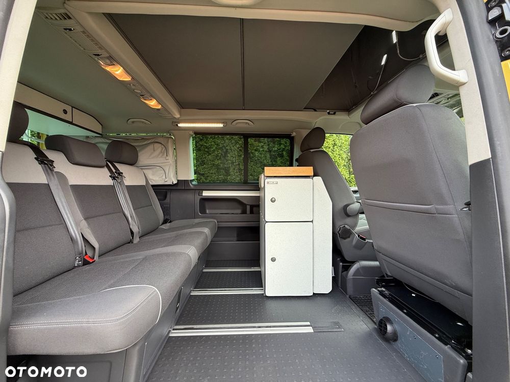 Volkswagen Multivan - 39