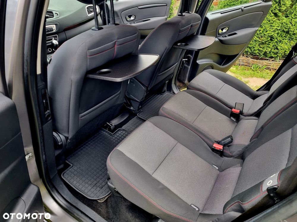 Renault Grand Scenic - 27