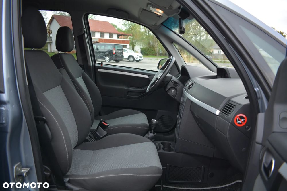 Opel Meriva - 22