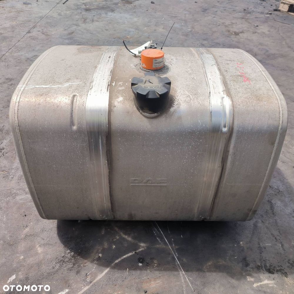 ZBIORNIK PALIWA DAF 75.310 - 1