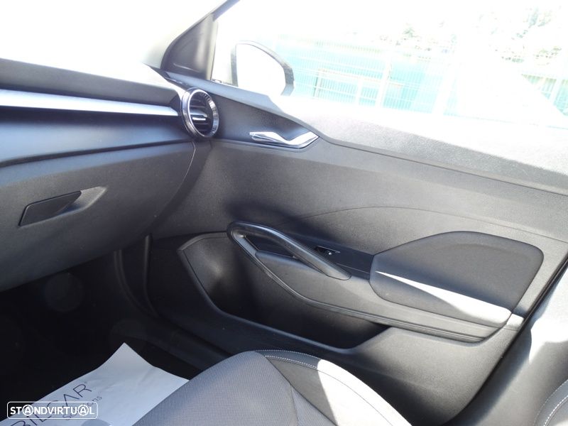 Skoda Fabia 1.0 MPI Style - 21