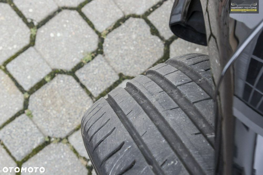 Mercedes-Benz CLS - 20