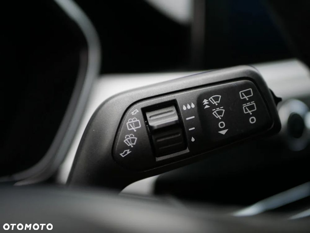 Ford Focus 2.0 EcoBlue Active Business - 17