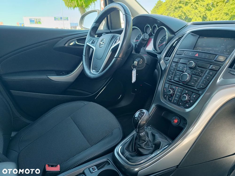 Opel Astra 1.4 Turbo - 31