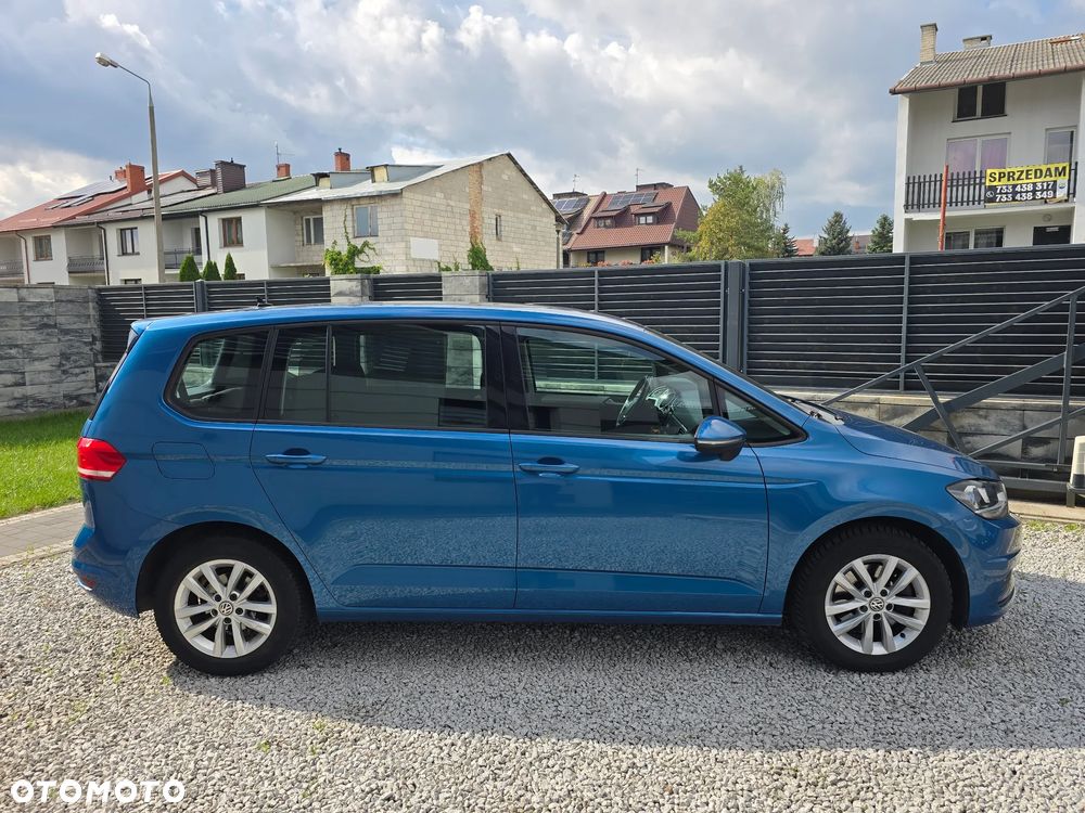 Volkswagen Touran 1.2 TSI (BlueMotion Technology) Comfortline - 4