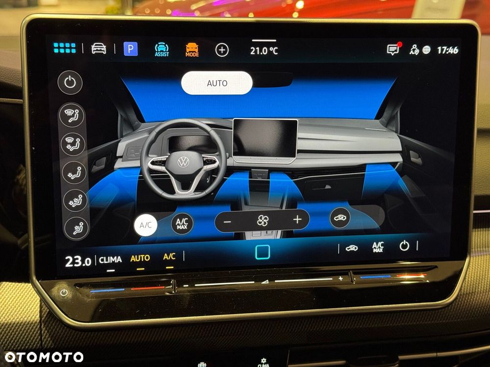 Volkswagen Golf - 23