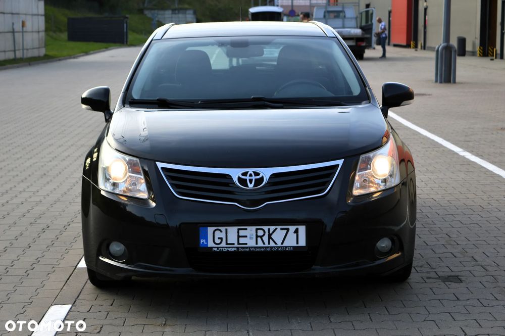 Toyota Avensis 2.0 D-4D Sol - 34
