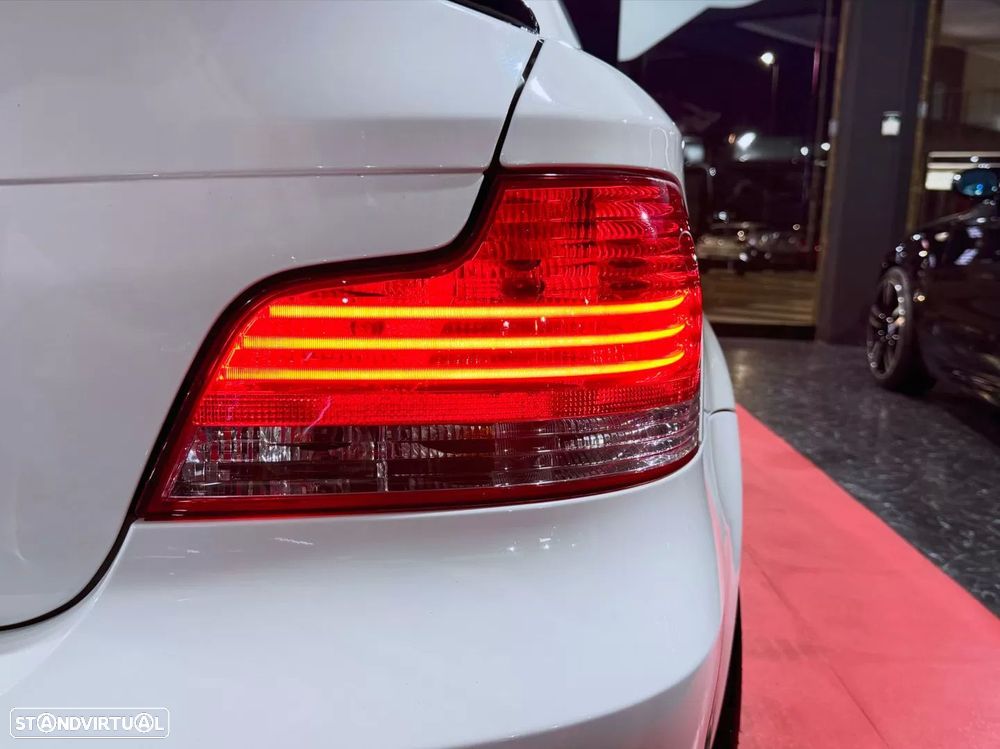 BMW 120 d Pack M - 18