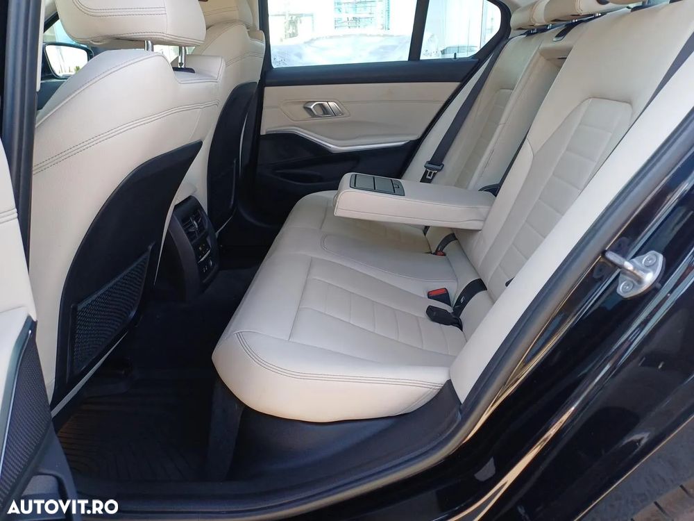BMW Seria 3 330e AT PHEV - 22