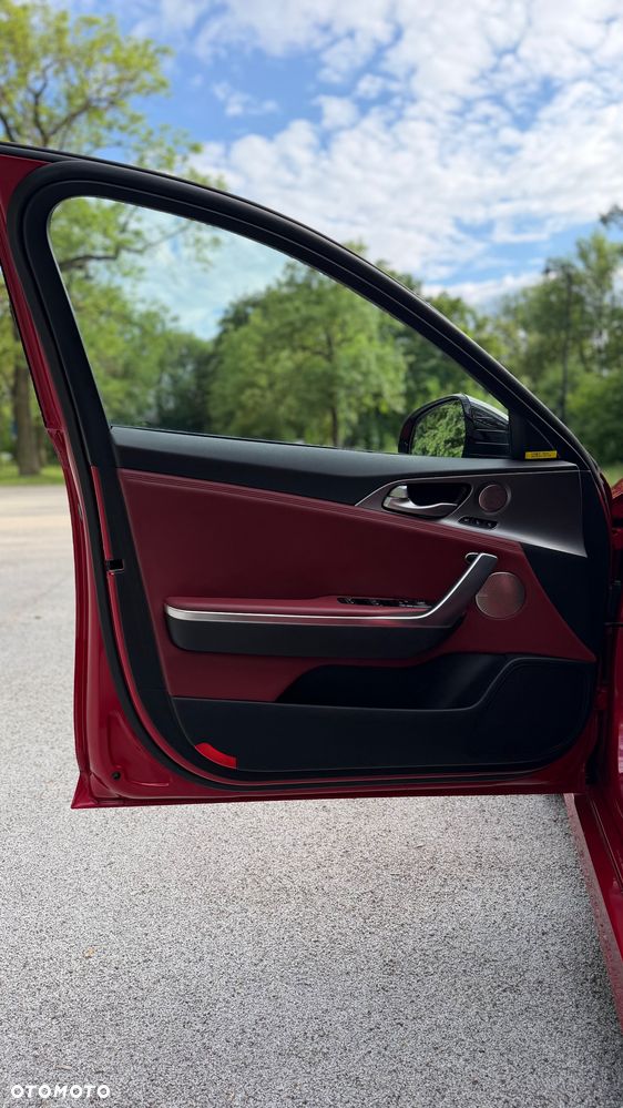 Kia Stinger 2.0 T-GDI GT Line - 13