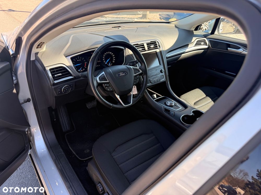 Ford Mondeo 2.0 EcoBlue Titanium - 10