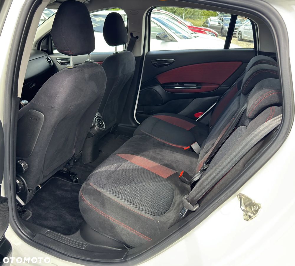 Fiat Bravo 1.4 16V Turbo Start/Stop Sport - 23
