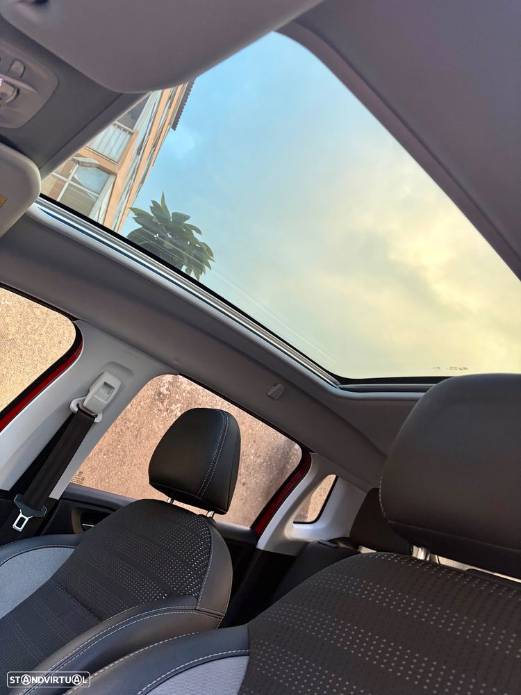 Peugeot 2008 1.2 PureTech Allure EAT6 - 9