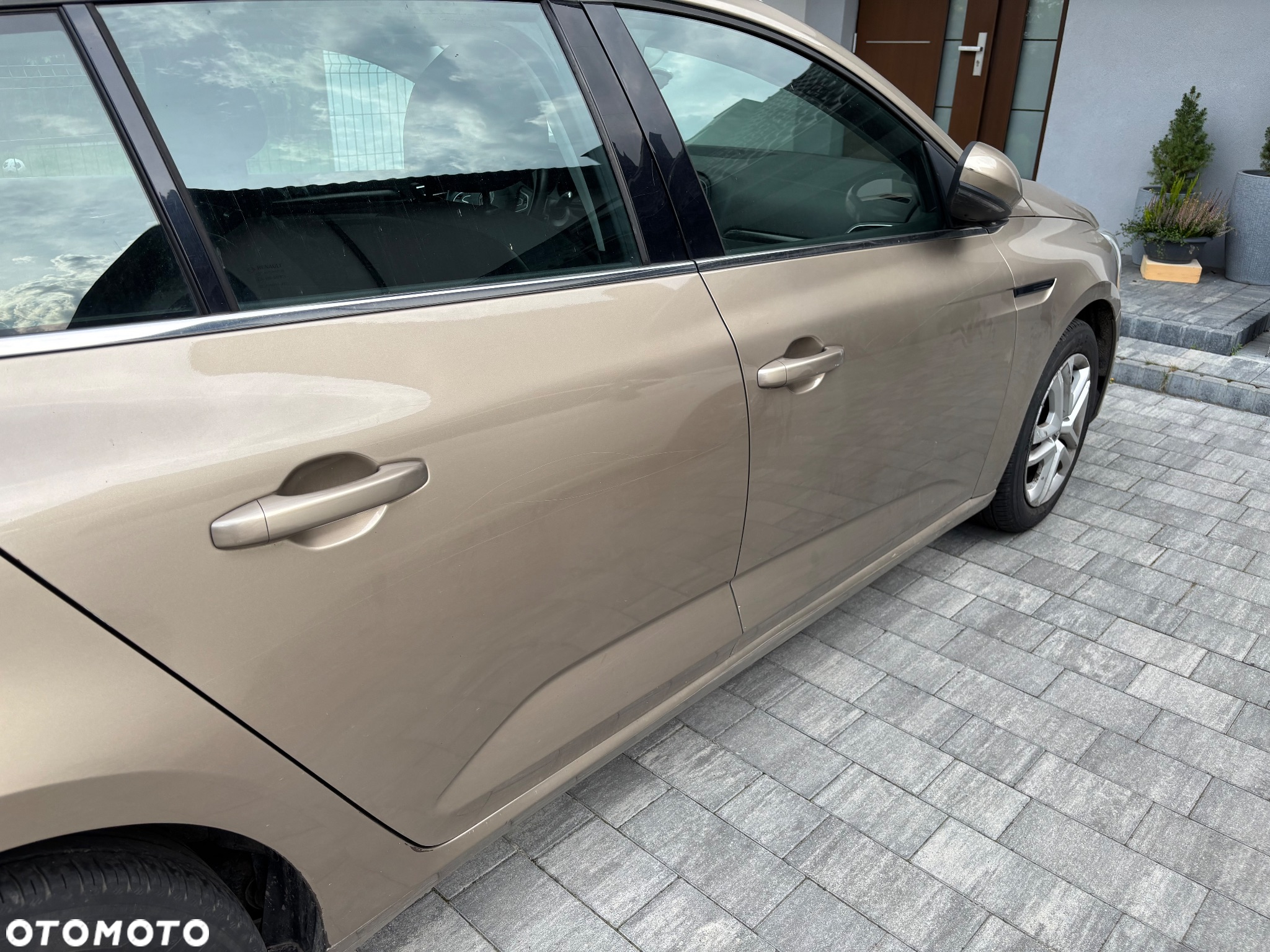Renault Megane 1.6 SCe Zen - 8
