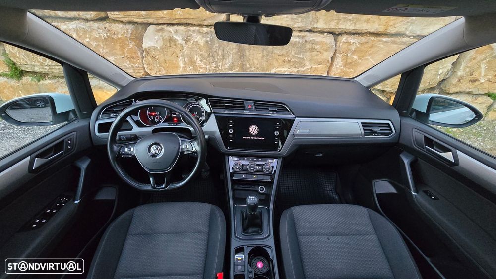 VW Touran 1.6 TDI Confortline - 10