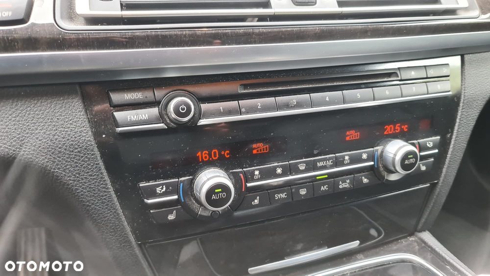 BMW Seria 7 740Li - 6