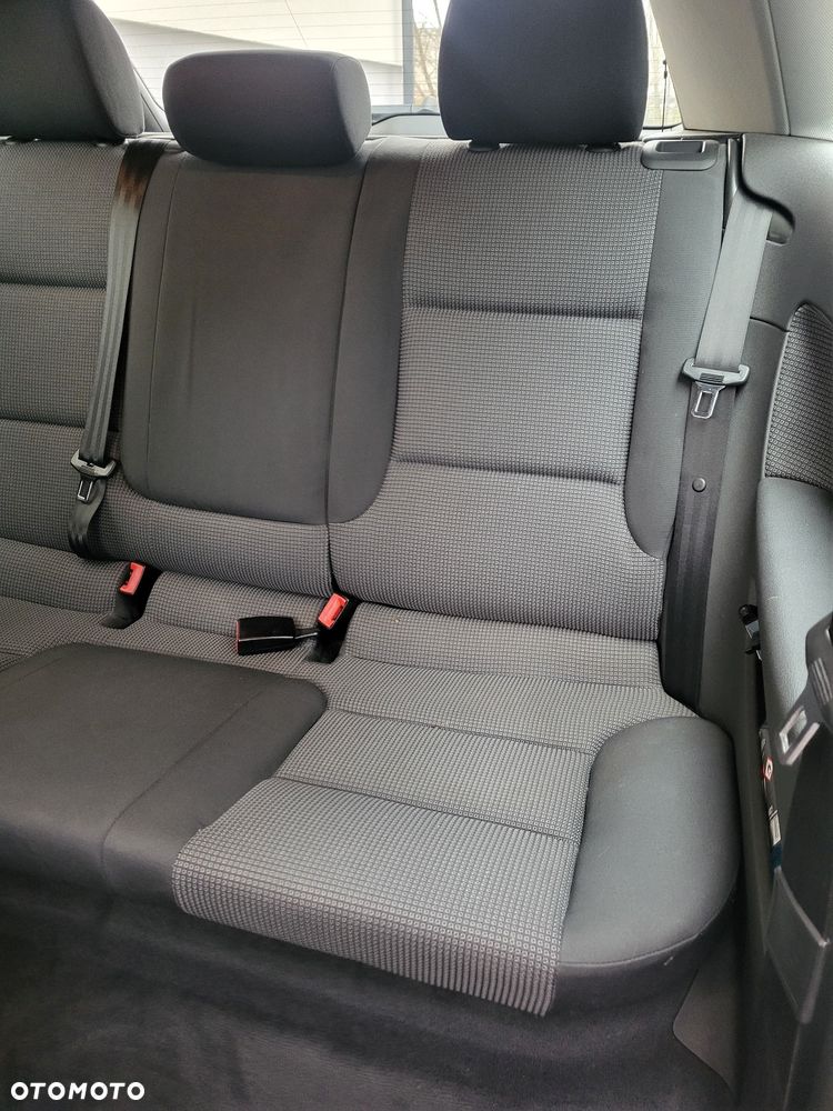 Audi A3 1.6 Ambiente - 12
