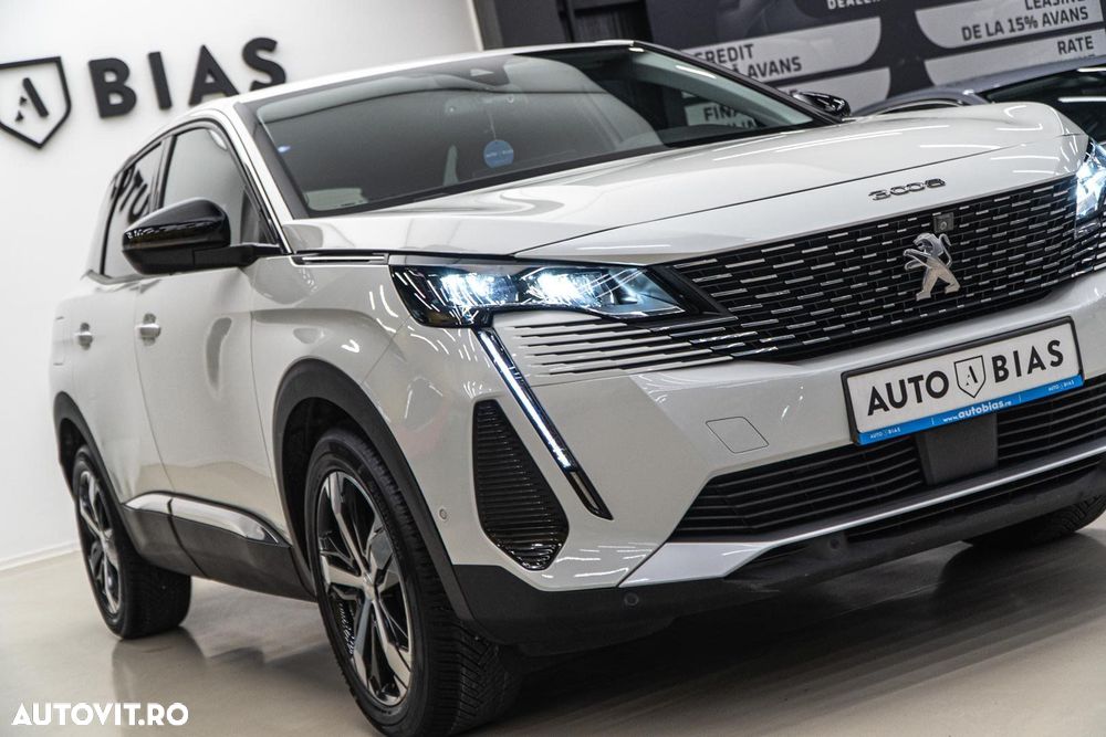 Peugeot 3008 1.2 PureTech Turbo S&S EAT6 Allure - 29