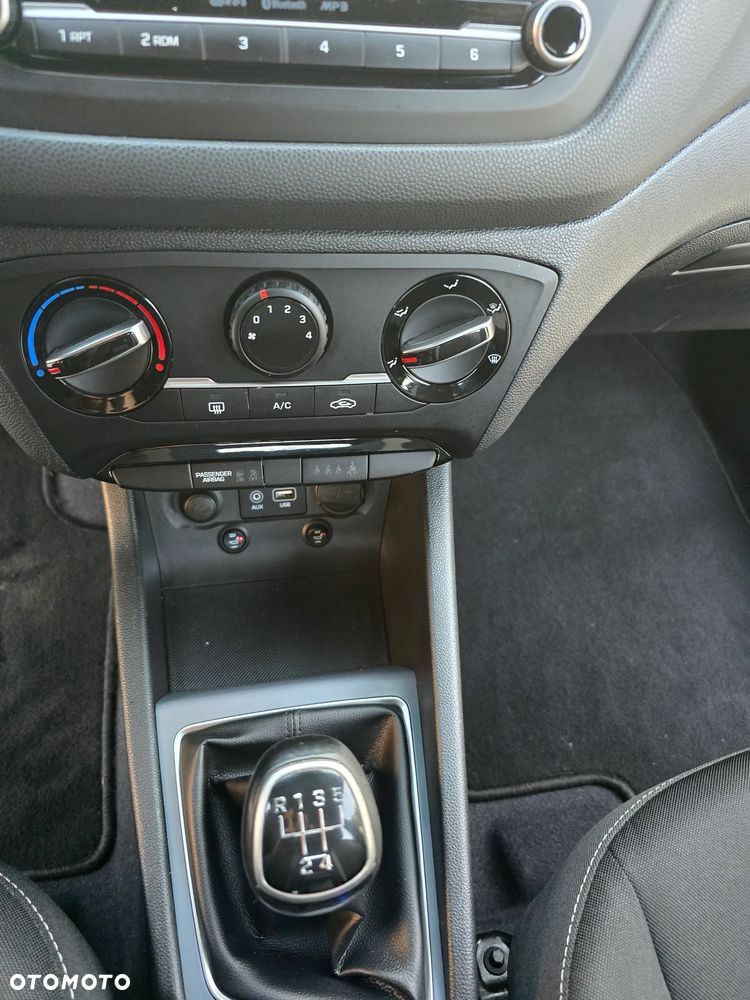 Hyundai i20 - 11