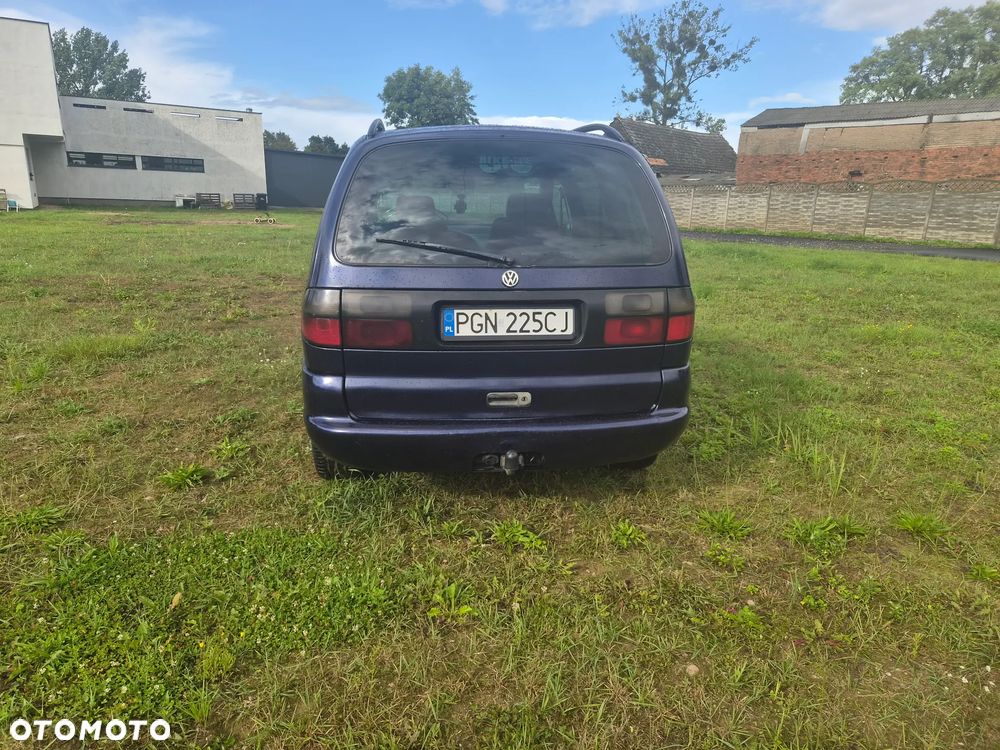 Volkswagen Sharan 1998 photo 5