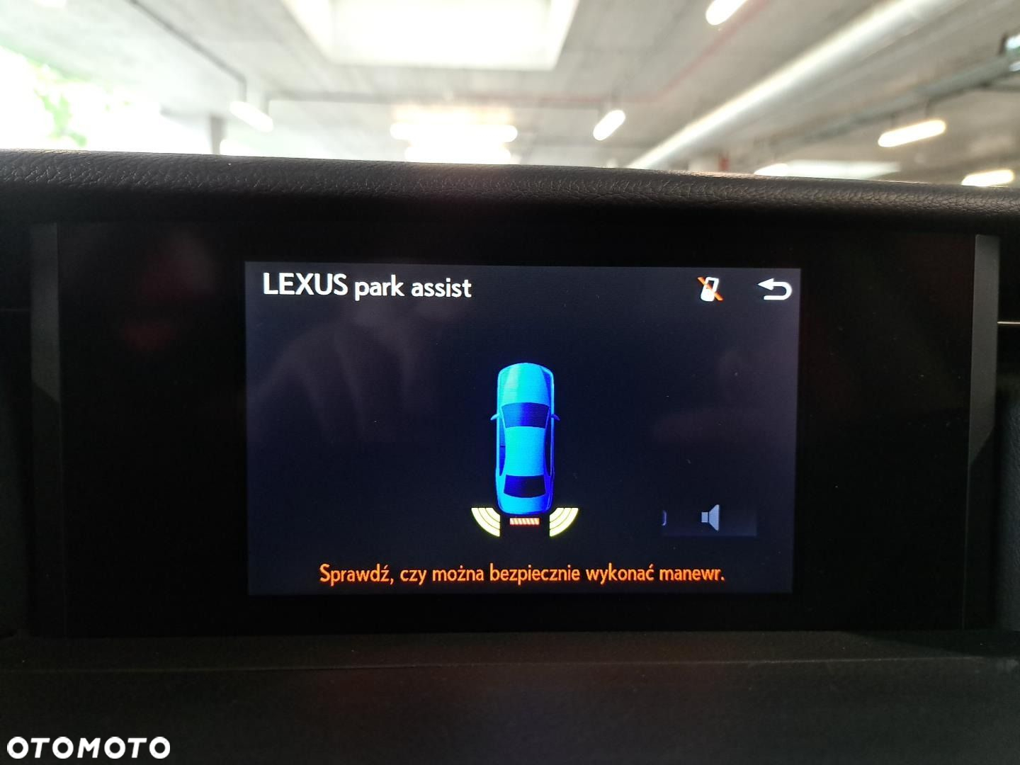 Lexus IS - 22