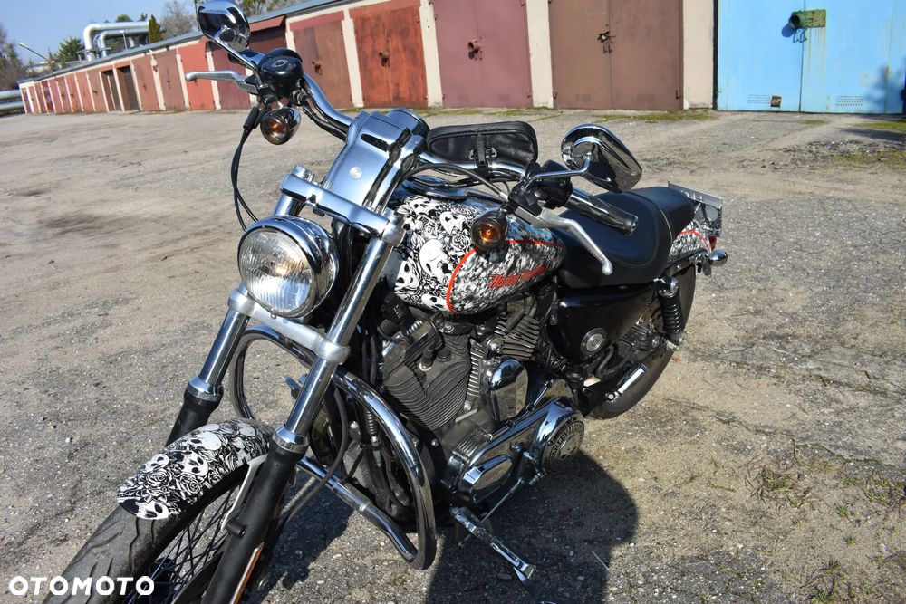 Harley-Davidson Sportster Custom 1200C - 17