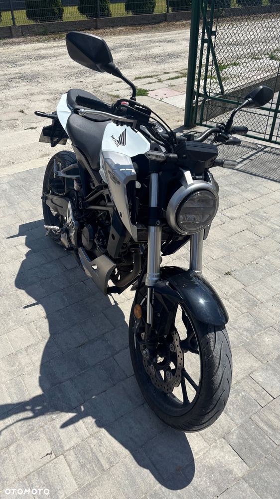 Honda CB - 3