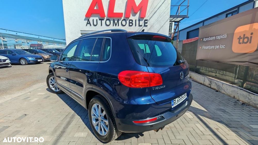 Volkswagen Tiguan 2.0 TDI DPF 4Motion BlueMotion Technology DSG Track & Style - 9