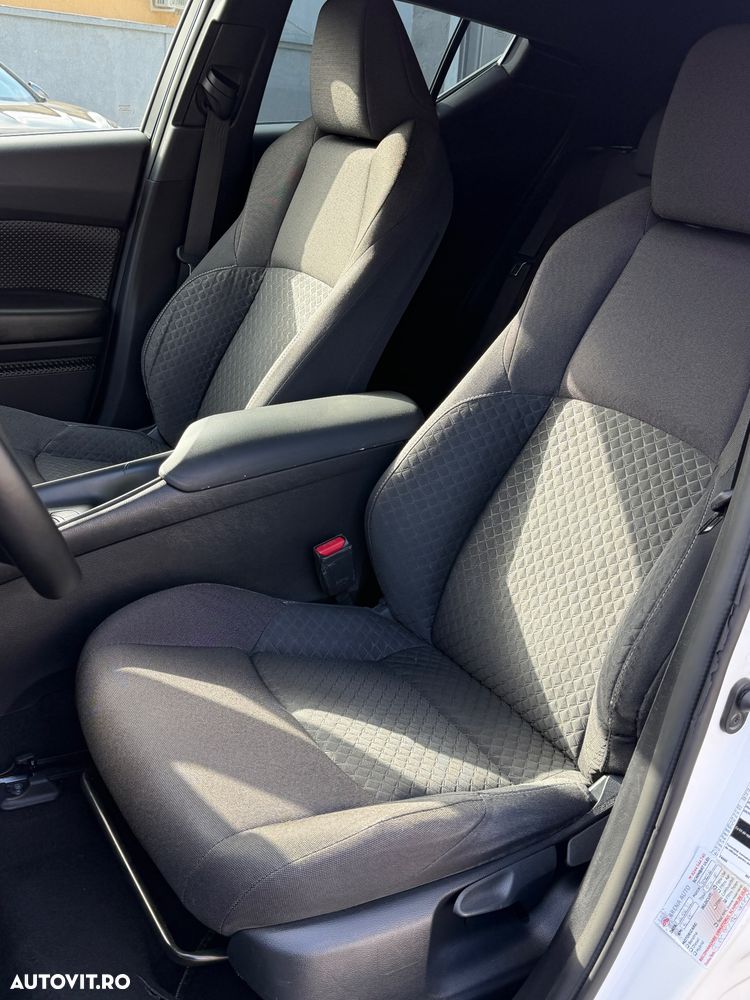 Toyota C-HR 1.8 HSD 122 CP 4x2 CVT Style - 8