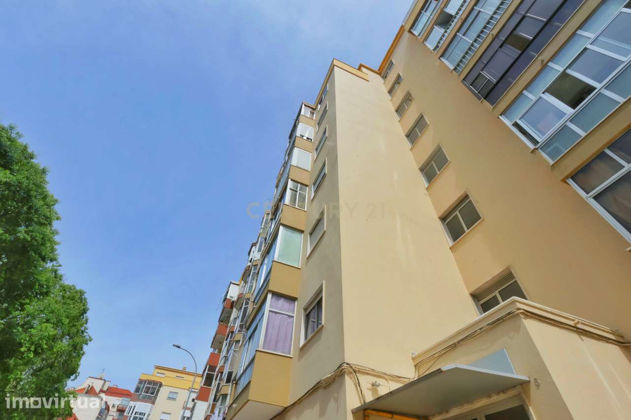 Apartamento T2 com Varanda na Venteira, Amadora - Grande imagem: 3/22