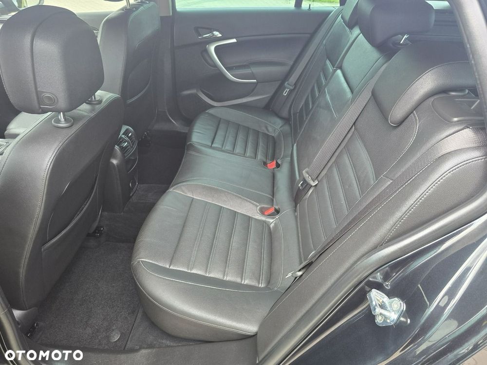 Opel Insignia - 19